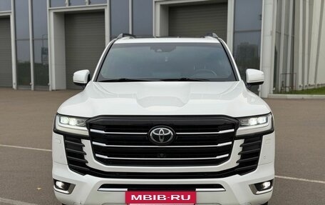 Toyota Land Cruiser, 2022 год, 8 200 000 рублей, 2 фотография