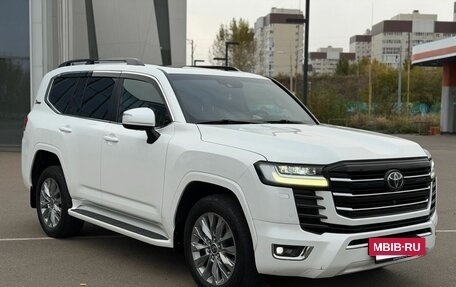 Toyota Land Cruiser, 2022 год, 8 200 000 рублей, 7 фотография