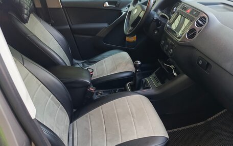 Volkswagen Tiguan I, 2009 год, 1 000 000 рублей, 6 фотография