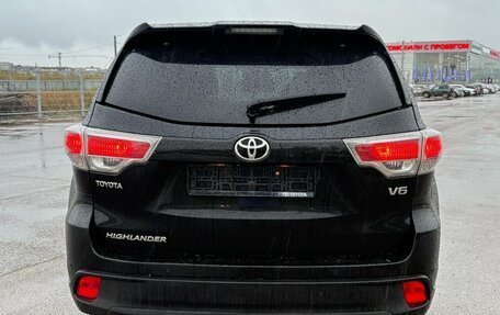 Toyota Highlander III, 2014 год, 2 890 000 рублей, 4 фотография