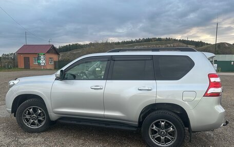 Toyota Land Cruiser Prado 150 рестайлинг 2, 2016 год, 3 999 999 рублей, 7 фотография