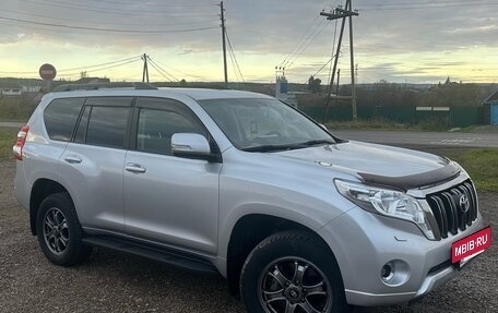 Toyota Land Cruiser Prado 150 рестайлинг 2, 2016 год, 3 999 999 рублей, 3 фотография