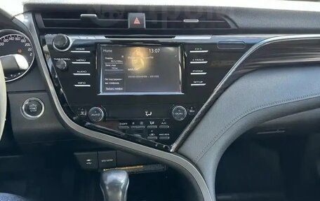 Toyota Camry, 2018 год, 2 220 000 рублей, 5 фотография