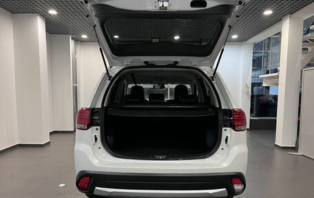 Mitsubishi Outlander III рестайлинг 3, 2016 год, 1 550 000 рублей, 32 фотография