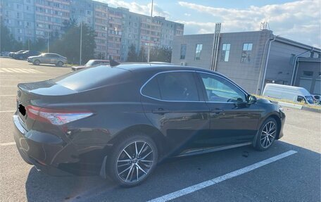 Toyota Camry, 2021 год, 3 260 000 рублей, 4 фотография