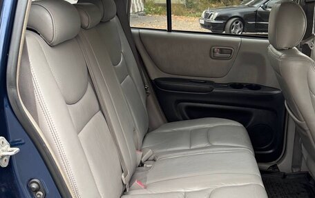 Toyota Highlander III, 2001 год, 630 000 рублей, 23 фотография