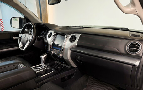 Toyota Tundra II, 2021 год, 6 950 000 рублей, 17 фотография