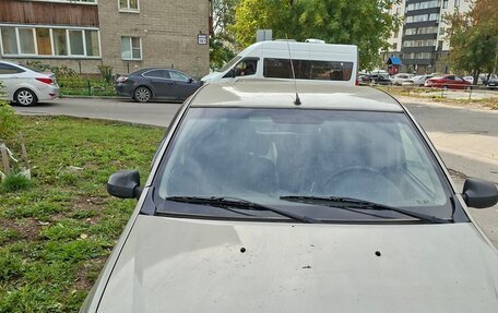 Renault Logan I, 2013 год, 332 000 рублей, 2 фотография