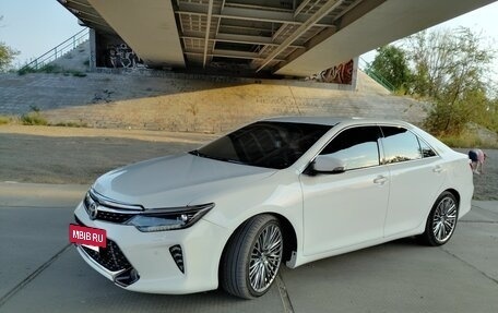 Toyota Camry, 2016 год, 1 999 999 рублей, 2 фотография