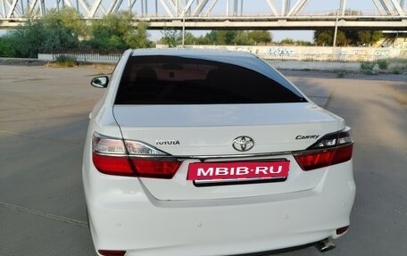 Toyota Camry, 2016 год, 1 999 999 рублей, 3 фотография