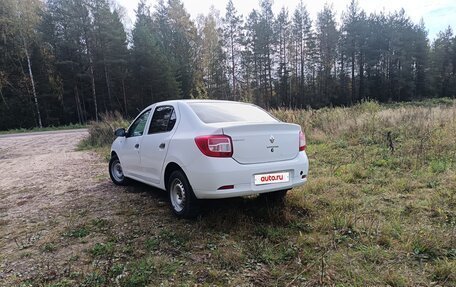 Renault Logan II, 2015 год, 390 000 рублей, 4 фотография