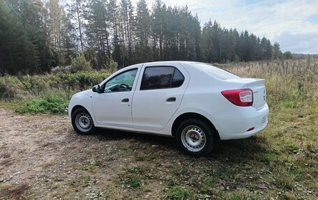 Renault Logan II, 2015 год, 390 000 рублей, 5 фотография