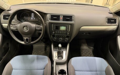 Volkswagen Jetta VI, 2013 год, 1 390 000 рублей, 8 фотография