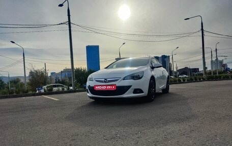 Opel Astra J, 2013 год, 880 000 рублей, 1 фотография