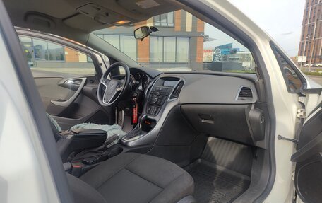 Opel Astra J, 2013 год, 880 000 рублей, 9 фотография