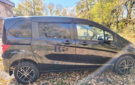 Honda Freed I, 2008 год, 650 000 рублей, 6 фотография