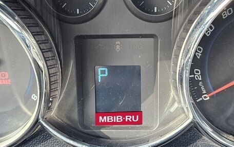 Chevrolet Cruze II, 2010 год, 650 000 рублей, 10 фотография