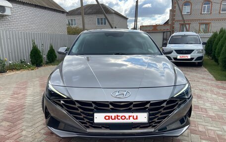 Hyundai Elantra, 2023 год, 1 950 000 рублей, 6 фотография