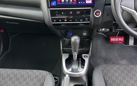 Honda Fit III, 2014 год, 1 090 000 рублей, 31 фотография