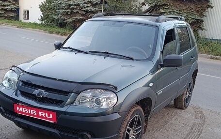 Chevrolet Niva I рестайлинг, 2013 год, 450 000 рублей, 3 фотография