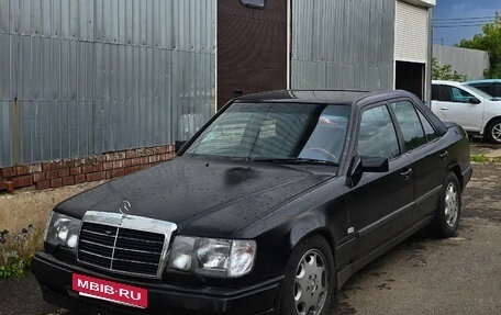 Mercedes-Benz W124, 1988 год, 280 000 рублей, 1 фотография