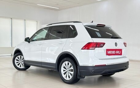 Volkswagen Tiguan II, 2021 год, 2 295 000 рублей, 7 фотография