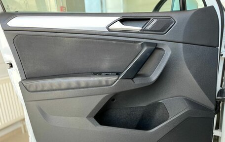 Volkswagen Tiguan II, 2021 год, 2 295 000 рублей, 21 фотография
