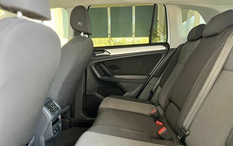 Volkswagen Tiguan II, 2021 год, 2 295 000 рублей, 31 фотография