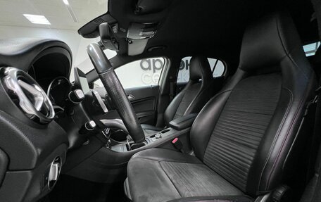 Mercedes-Benz GLA, 2017 год, 1 700 000 рублей, 29 фотография