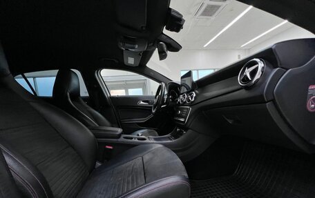 Mercedes-Benz GLA, 2017 год, 1 700 000 рублей, 33 фотография