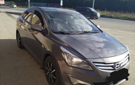 Hyundai Solaris II рестайлинг, 2014 год, 700 000 рублей, 2 фотография