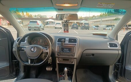 Volkswagen Polo VI (EU Market), 2016 год, 1 050 000 рублей, 6 фотография