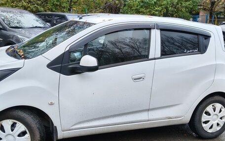 Chevrolet Spark III, 2013 год, 650 000 рублей, 2 фотография