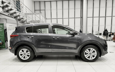 KIA Sportage IV рестайлинг, 2018 год, 1 750 000 рублей, 4 фотография