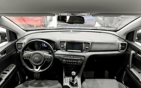 KIA Sportage IV рестайлинг, 2018 год, 1 750 000 рублей, 14 фотография