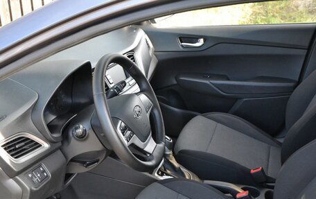 Hyundai Solaris II рестайлинг, 2021 год, 1 450 000 рублей, 12 фотография