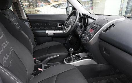 KIA Soul I рестайлинг, 2013 год, 990 000 рублей, 10 фотография