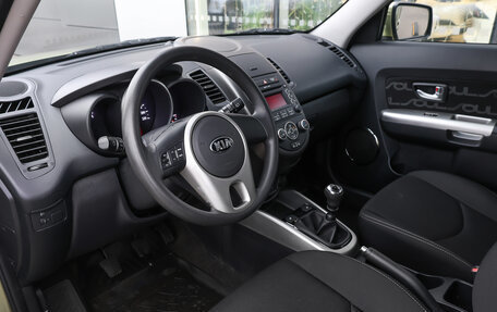 KIA Soul I рестайлинг, 2013 год, 990 000 рублей, 15 фотография
