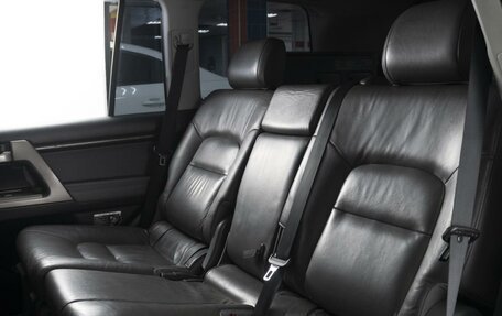 Toyota Land Cruiser 200, 2010 год, 3 100 000 рублей, 11 фотография