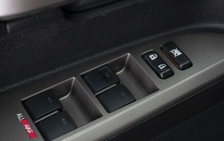 Toyota Land Cruiser 200, 2010 год, 3 100 000 рублей, 19 фотография