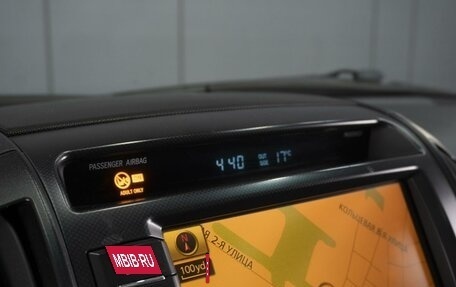 Toyota Land Cruiser 200, 2010 год, 3 100 000 рублей, 24 фотография