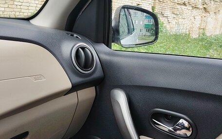 Renault Logan II, 2014 год, 650 000 рублей, 14 фотография