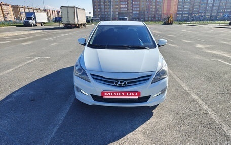 Hyundai Solaris II рестайлинг, 2014 год, 810 000 рублей, 2 фотография
