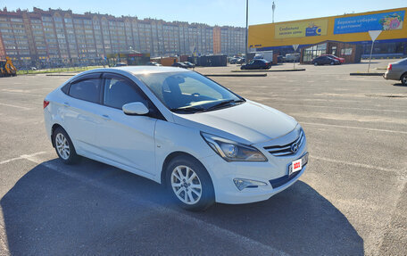 Hyundai Solaris II рестайлинг, 2014 год, 810 000 рублей, 3 фотография
