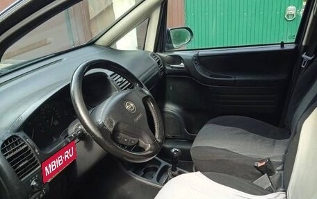 Opel Zafira A рестайлинг, 2000 год, 280 000 рублей, 11 фотография