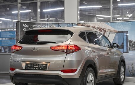 Hyundai Tucson III, 2016 год, 1 599 000 рублей, 6 фотография