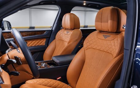Bentley Bentayga I, 2016 год, 12 990 000 рублей, 5 фотография
