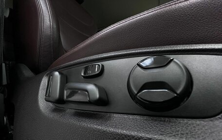 Volkswagen Touareg III, 2012 год, 2 350 000 рублей, 38 фотография
