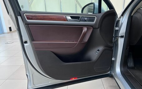 Volkswagen Touareg III, 2012 год, 2 350 000 рублей, 36 фотография