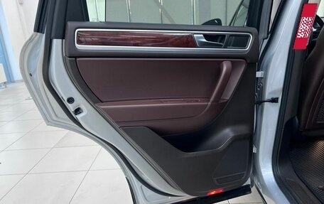 Volkswagen Touareg III, 2012 год, 2 350 000 рублей, 37 фотография